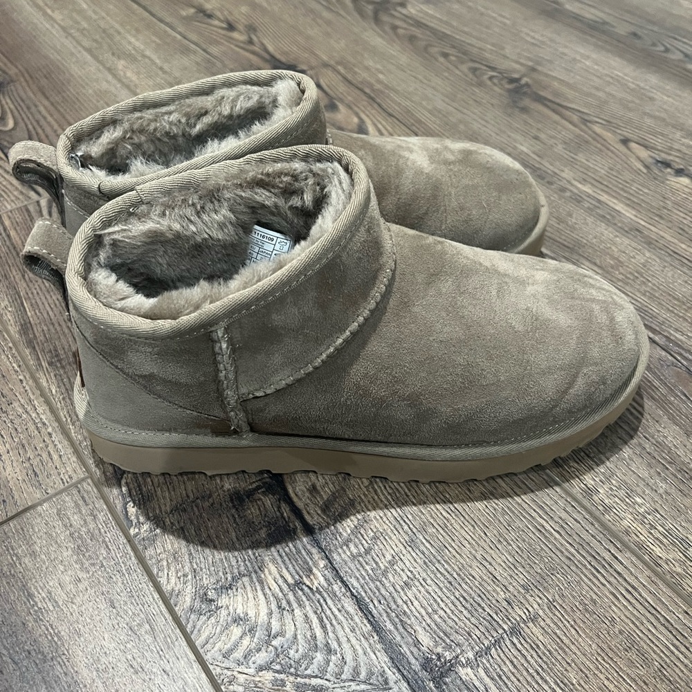 Ugg ultra mini antelope